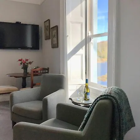 Frühstückspension Riverbank House 4*